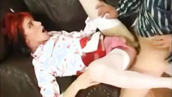 متحول جنسياً يدفع الإيجار بنيك طيز بدون واقي