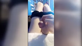 El twink jonnyboyxx222 se masturba su verga grande en amateur solo