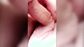 Daddy urso maduro faz boquete e sexo bareback com amador mais velho