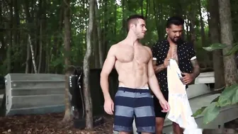 بومر بانكس وأليكس ميكوم يتبادلان النيك بقوة