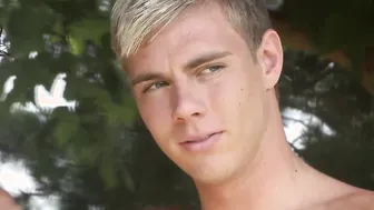 La bite de kris evans et ryan kutcher - séance de branlette avec gr...