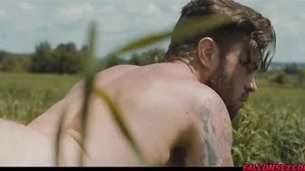 Os homens musculosos rocky vallarta e james fox fodem sem camisinha...