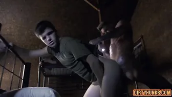 Muscular military men in hardcore anal fuck with cumshot