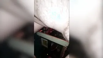 Tipo amateur recogido en el pub para una follada anal a pelo