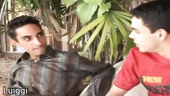 Pareja de jovencitos disfruta de mamada apasionada y follada anal h...