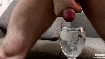 Compilação de gozadas gay amador com homens peludos e musculosos se...