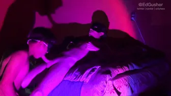 Twink traga semen por primera vez en mamada amateur