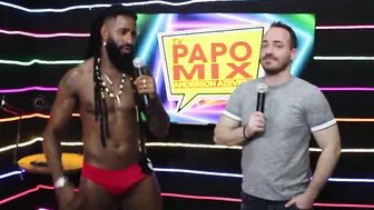 Stripper negro dotado mallone em encontro interracial