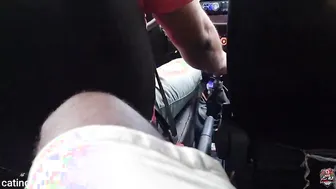 Conductor de uber habla de fetiche y folla duro a pasajero twink