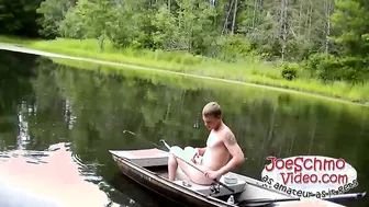 Tipo hetero amateur se la chupa joe ansioso