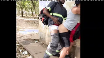 Twink bareback anal in the park