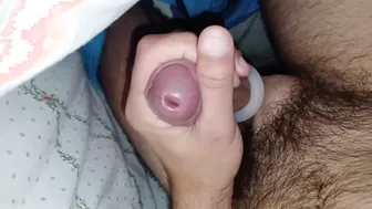 Amateur solo male tom ondra motho strokes his big cock to a hot cum...