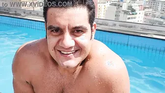 Gangbang bareback de yuri gaúcho termina en creampie