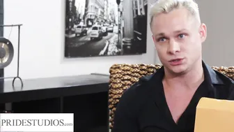 Padrasto fode sem camisinha o genro twink durante entrevista de emp...