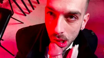 Thiago baise lean en bareback et jouit profondément en lui
