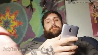 Papá amateur chupa una gran polla blanca en webcam gay pov