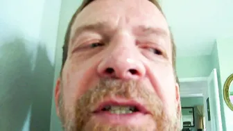 Daddy bear poilu te rétrécit et joue avec toi en pov dans un jeu de...