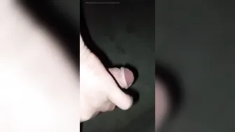 Hombre pakistaní bombea su gran polla y se masturba en webcam