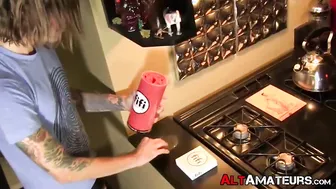 瘦削另类素人互相口交然后猛干