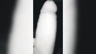 Garoto colombiano enfia brinquedos no cu e goza seu pau grande e nã...