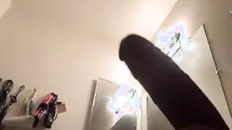 Twink adolescente solo masturba pau grande em punheta rápida