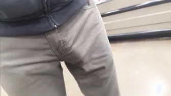 Daddy freeballing with big bulge in grocery store