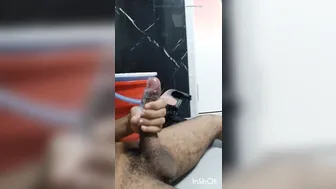 Compilación de enormes corridas de twink indio con pollas grandes