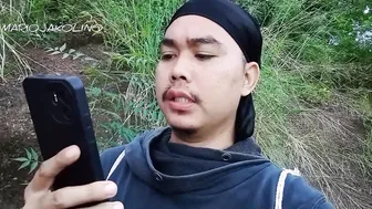 Asiatischer twink wichst in der unterwäsche eines freundes für perv...