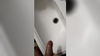 ट्विंक सोलो पिस और कम क्लोज अप