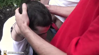两根粗屌在硬核同志三人肛交中