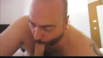 Papá peludo se folla duro con oso caliente
