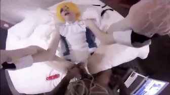 Papá negro se folla a sissy en cosplay en sesión anal hardcore