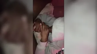 शौकिया गे बड़े काले लंड पर ब्लोजॉब