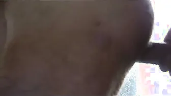 Papai recebe um boquete sem camisinha de seu amigo ansioso