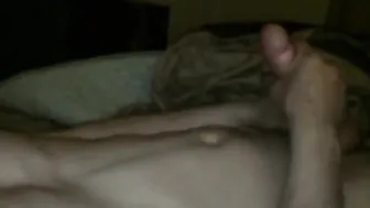 Twink emo amador bate punheta com seu pau grande sozinho