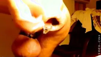 业余男用性玩具进行极限拳交和扩肛