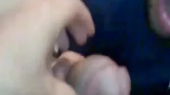 Inquilina árabe chupa o pau grande do proprietário para evitar o al...
