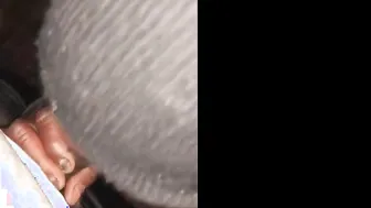Mendigo dá boquete amador para desconhecido