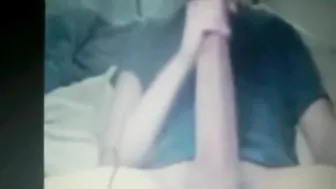 Amador bem dotado bate punheta com se...