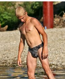 adrien33